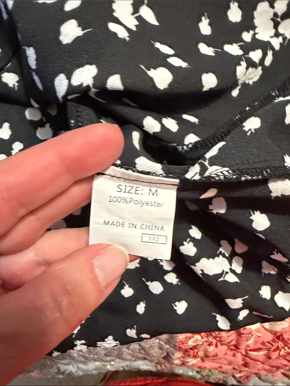 Dokotoo: Woven poly Ruffle flowy Blouse - Black/White. Med. - Picture 6 of 6